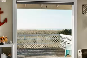 26580 Beach Dr, Rockaway Beach, OR 97136 - Photo 17