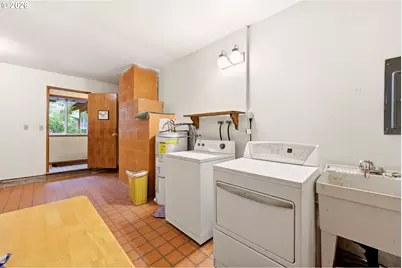 1850 SE 157th Dr, Portland, OR 97233 - Photo 19