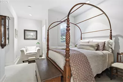 1122 NW Summit Ave, Portland, OR 97210 - Photo 27