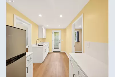 3523 SW Jerald Ct, Portland, OR 97221 - Photo 19