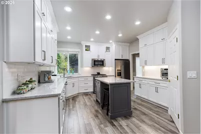 4802 Lakeview Blvd, Lake Oswego, OR 97035 - Photo 11