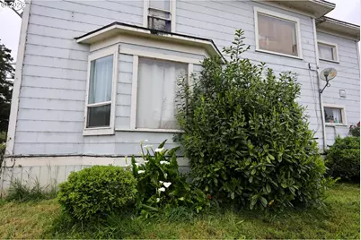 131 Ash St, Myrtle Point, OR 97458 - Photo 23