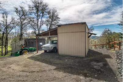 1256 Westview Dr, Roseburg, OR 97471 - Photo 9