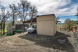 1256 Westview Dr, Roseburg, OR 97471 - Photo 9