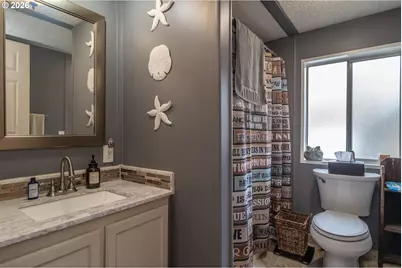 1256 Westview Dr, Roseburg, OR 97471 - Photo 37