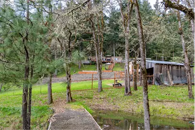 1256 Westview Dr, Roseburg, OR 97471 - Photo 3