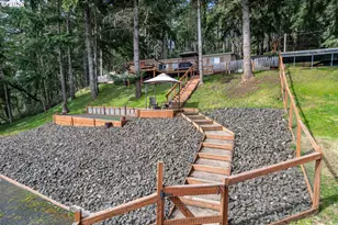 1256 Westview Dr, Roseburg, OR 97471 - Photo 1