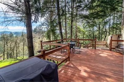 1256 Westview Dr, Roseburg, OR 97471 - Photo 17