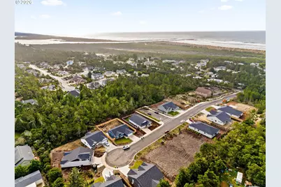 4764 Stonefield Ct, Florence, OR 97439 - Photo 27