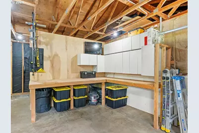 7625 NW Skyline Blvd, Portland, OR 97229 - Photo 25