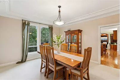 1488 SW 17th Ct, Gresham, OR 97080 - Photo 9