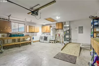 325 SW 12th Ave, Canby, OR 97013 - Photo 31