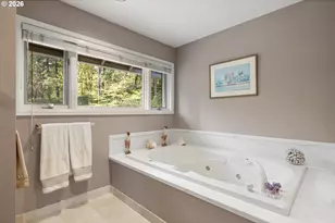 701 Terrace Dr, Lake Oswego, OR 97034 - Photo 29