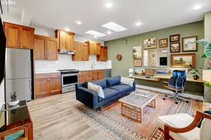 1805 SE Madison St, Portland, OR 97214 - Photo 5