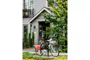 1805 SE Madison St, Portland, OR 97214 - Photo 25