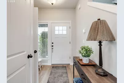 1491 Foxglove St, Woodburn, OR 97071 - Photo 7