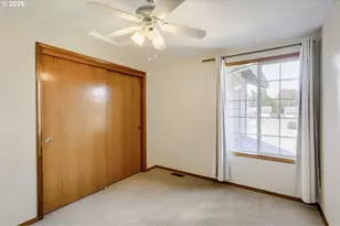 1010 NE 1st Pl, Hillsboro, OR 97124 - Photo 19
