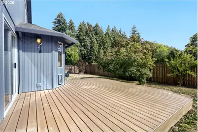 1010 NE 1st Pl, Hillsboro, OR 97124 - Photo 25