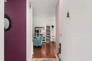 2730 SE 138th Ave, Portland, OR 97236 - Photo 3