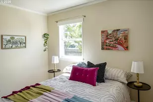 10625 NE Tillamook St, Portland, OR 97220 - Photo 23