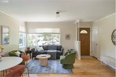 10625 NE Tillamook St, Portland, OR 97220 - Photo 3