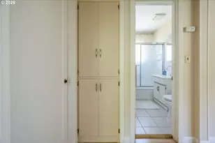 10625 NE Tillamook St, Portland, OR 97220 - Photo 25