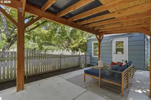 3918 SW Cullen Blvd, Portland, OR 97221 - Photo 35