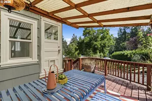 3918 SW Cullen Blvd, Portland, OR 97221 - Photo 27