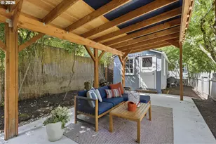 3918 SW Cullen Blvd, Portland, OR 97221 - Photo 33