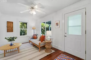 3918 SW Cullen Blvd, Portland, OR 97221 - Photo 5