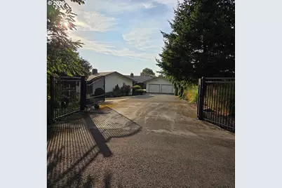 11432 NE Summit Ridge Dr, Vancouver, WA 98686 - Photo 1