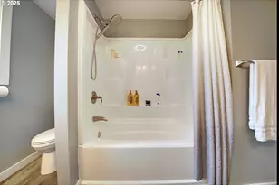 92700 Holly Ln, Astoria, OR 97103 - Photo 23