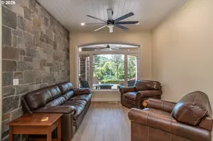 355 Boatwatch Ln, Roseburg, OR 97470 - Photo 13