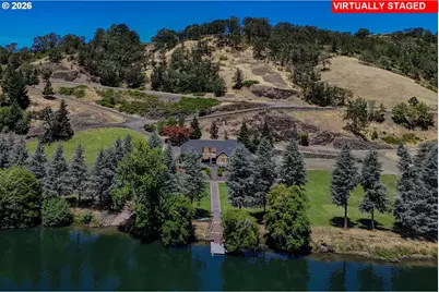 355 Boatwatch Ln, Roseburg, OR 97470 - Photo 1