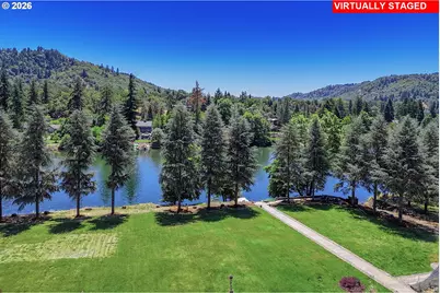 355 Boatwatch Ln, Roseburg, OR 97470 - Photo 41