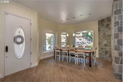 355 Boatwatch Ln, Roseburg, OR 97470 - Photo 11