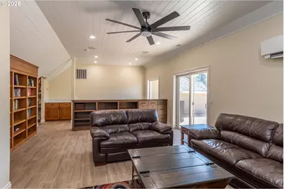 355 Boatwatch Ln, Roseburg, OR 97470 - Photo 27