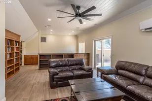 355 Boatwatch Ln, Roseburg, OR 97470 - Photo 27