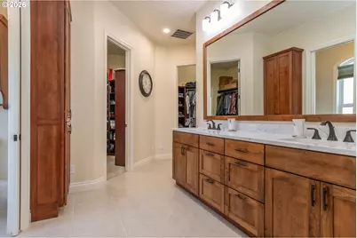 355 Boatwatch Ln, Roseburg, OR 97470 - Photo 17