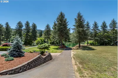 355 Boatwatch Ln, Roseburg, OR 97470 - Photo 45