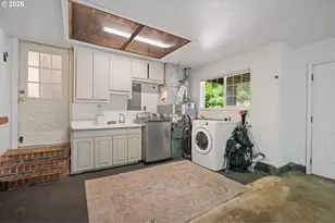 9511 SE Tenino Ct, Portland, OR 97266 - Photo 27