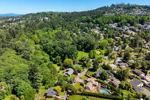 9511 SE Tenino Ct, Portland, OR 97266 - Photo 41