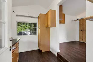 9511 SE Tenino Ct, Portland, OR 97266 - Photo 33