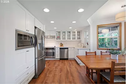 9511 SE Tenino Ct, Portland, OR 97266 - Photo 5