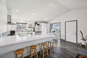 6718 SE 86th Ave, Portland, OR 97266 - Photo 13