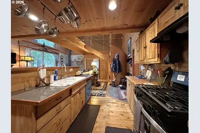 14940 Glenn Creek Ln, Coos Bay, OR 97420 - Photo 11