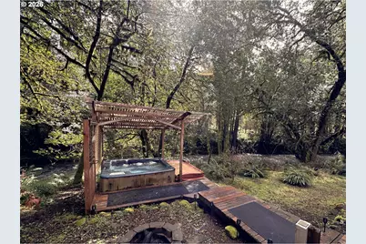 14940 Glenn Creek Ln, Coos Bay, OR 97420 - Photo 33