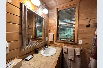 14940 Glenn Creek Ln, Coos Bay, OR 97420 - Photo 23