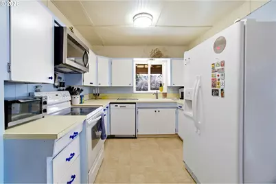 1160 Columbia St NE, Salem, OR 97301 - Photo 11