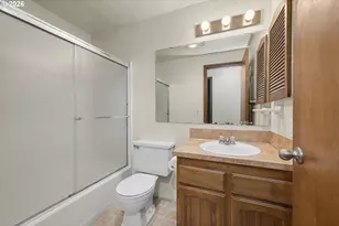 6887 B St, Springfield, OR 97478 - Photo 31